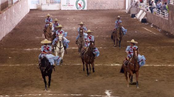 Mexique - les cavalières de l'Escaramuza